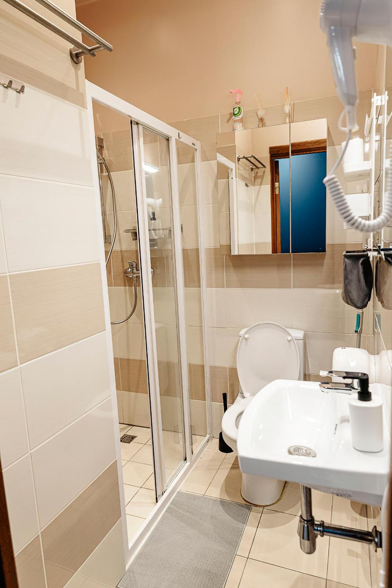 Riga Central Apartments - Skolas Str. Parking Nearby ภายนอก รูปภาพ