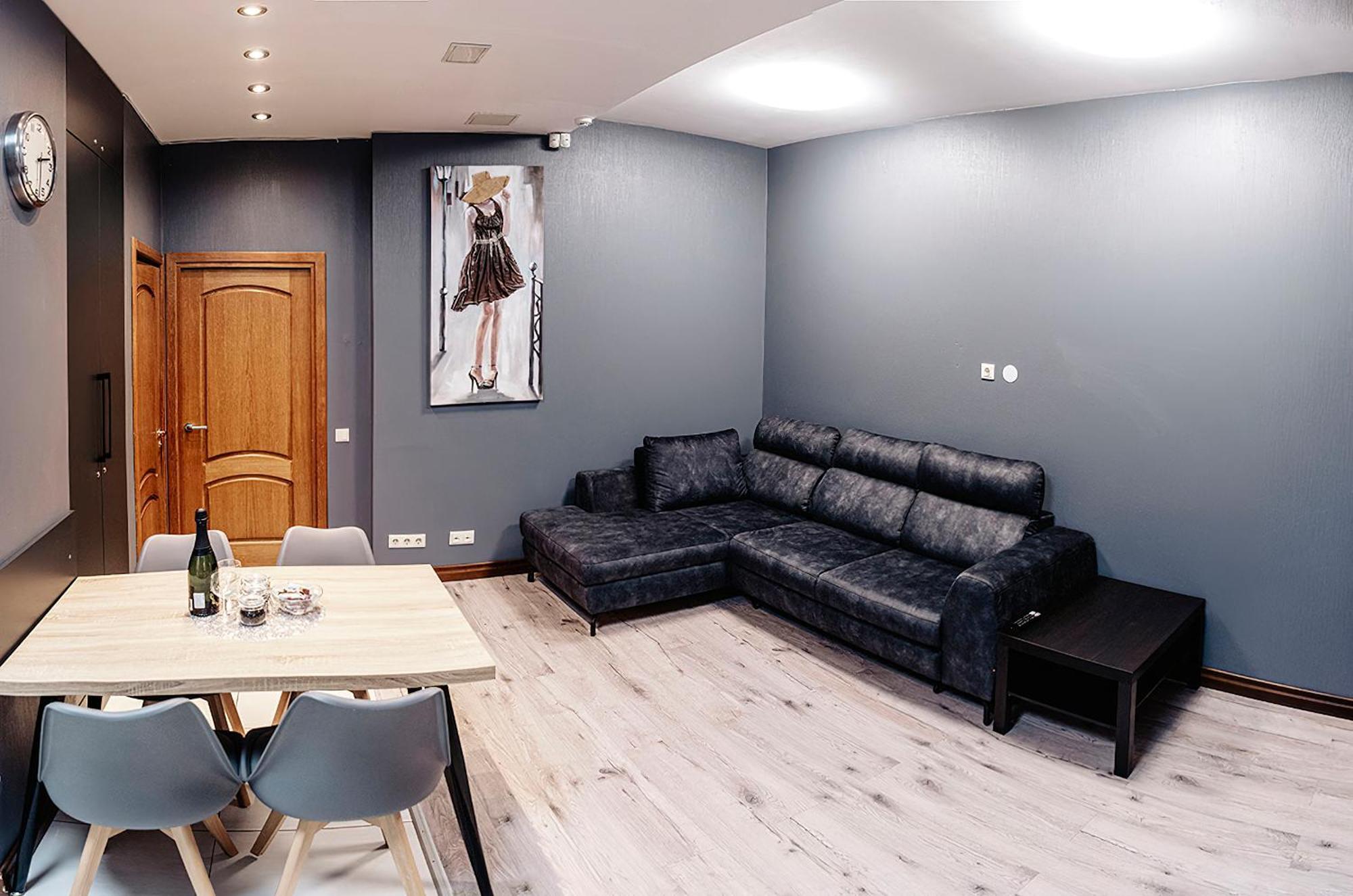 Riga Central Apartments - Skolas Str. Parking Nearby ภายนอก รูปภาพ